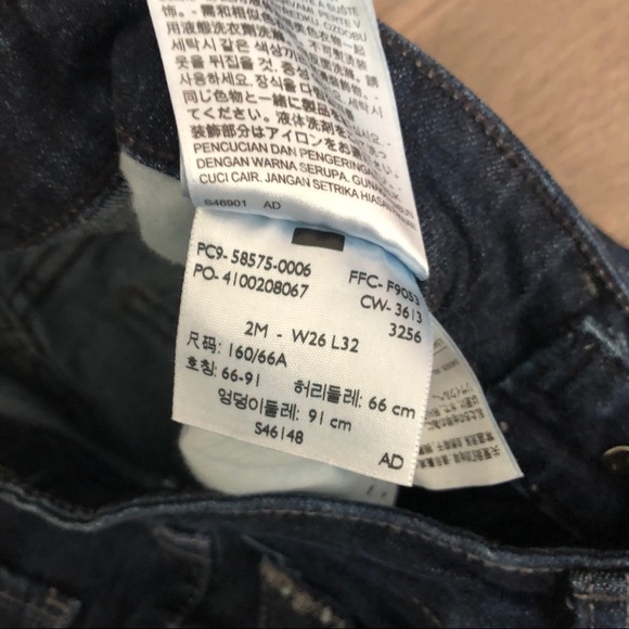Levi’s Mid Rise Skinny Dark Wash Jeans - Picture 5 of 8